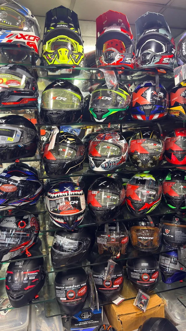 Everyday commuter helmets at Speed World